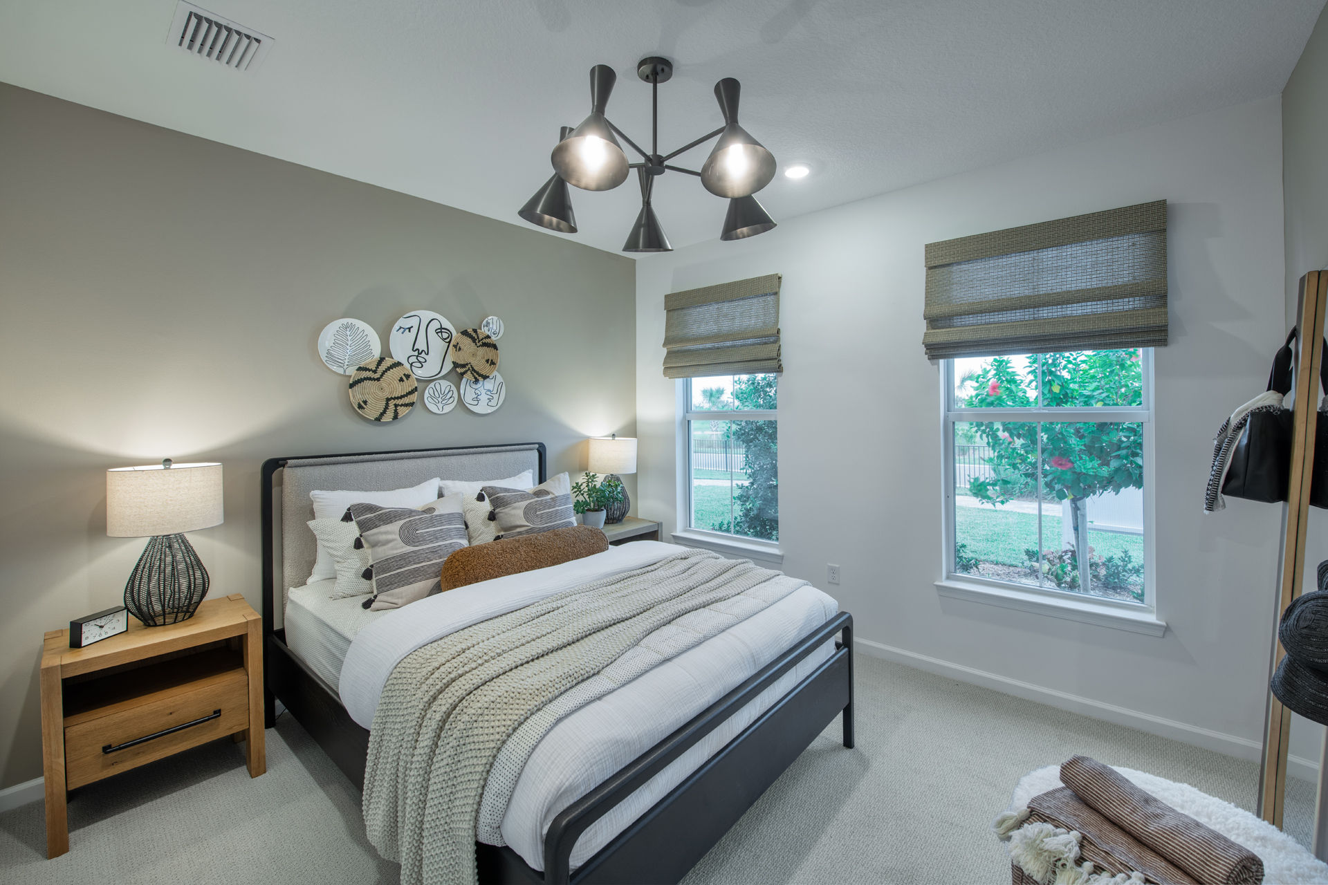 Costa Pointe photo 6