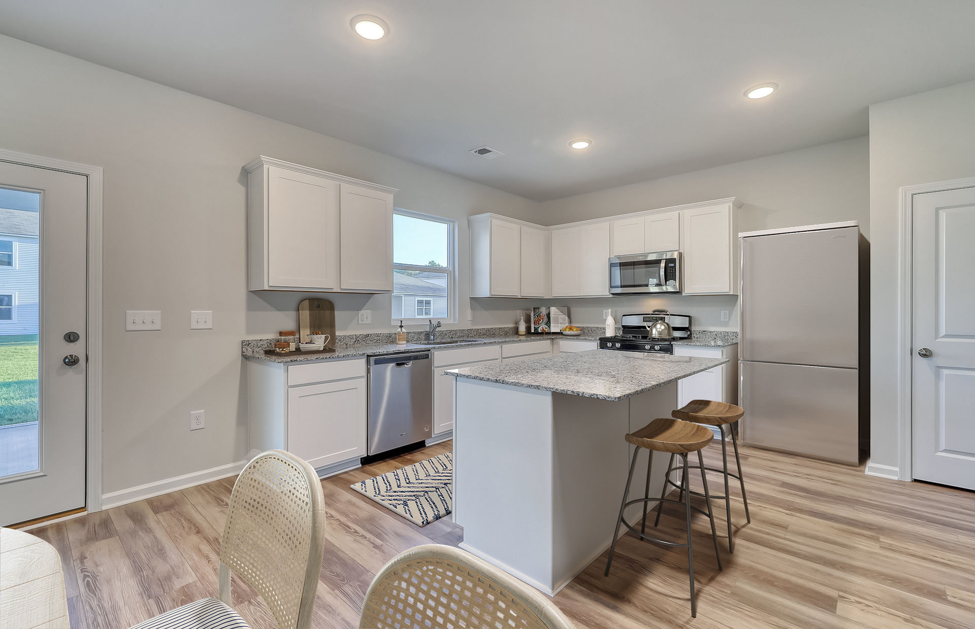 Avery Ridge photo 4