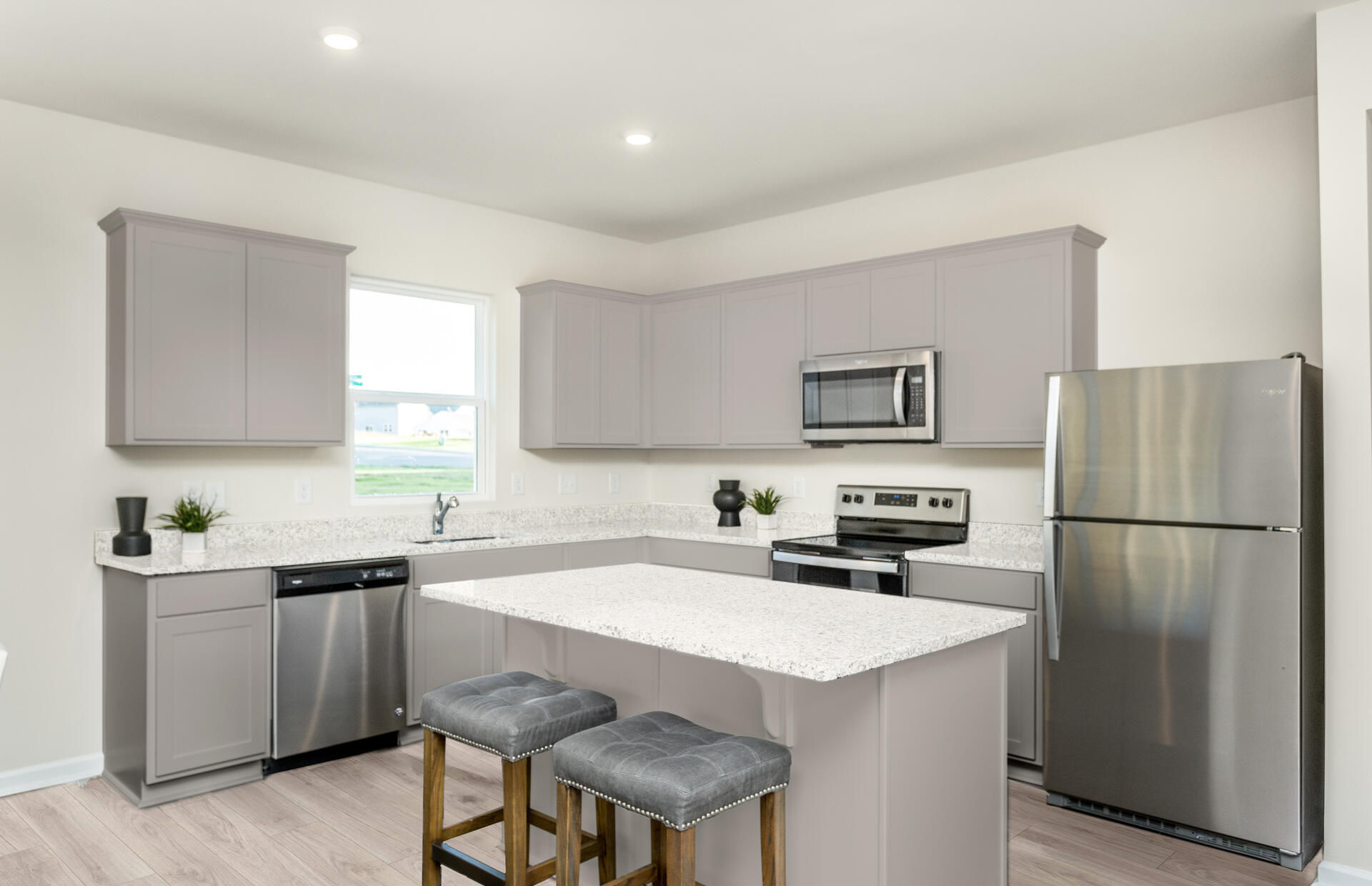 Bradford Pointe photo 6