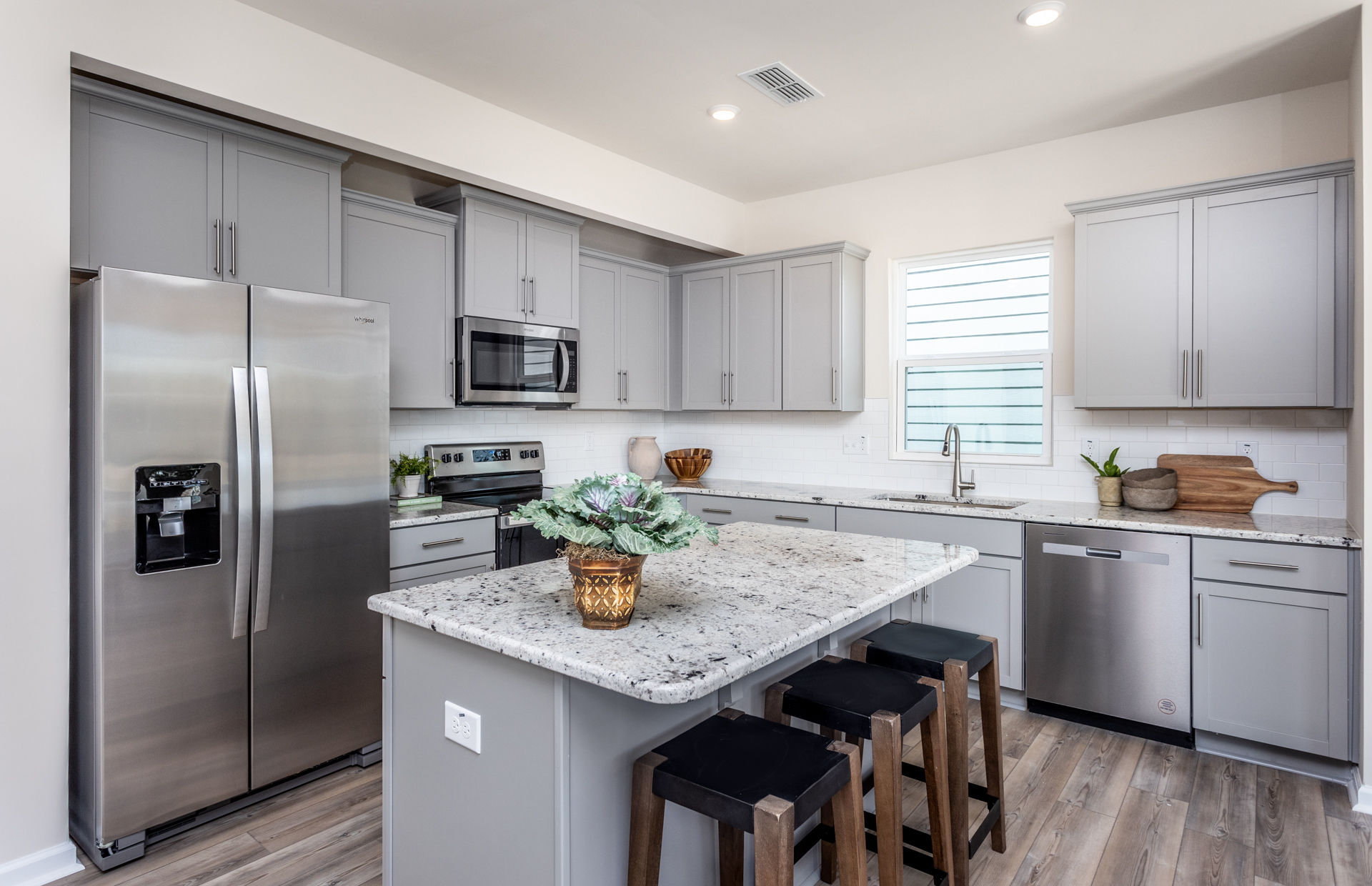 Bradford Pointe photo 3