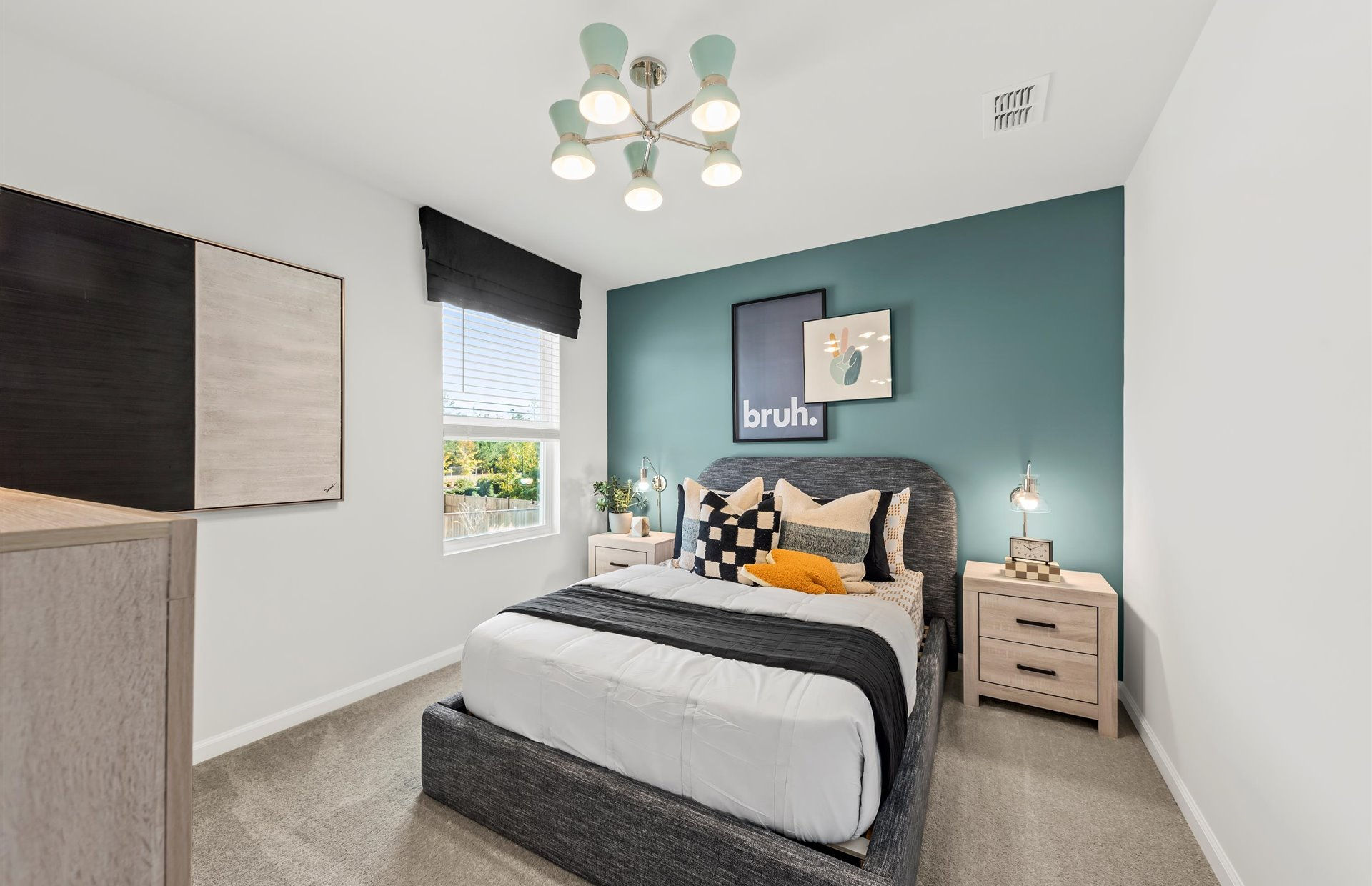 Bradford Pointe photo 2