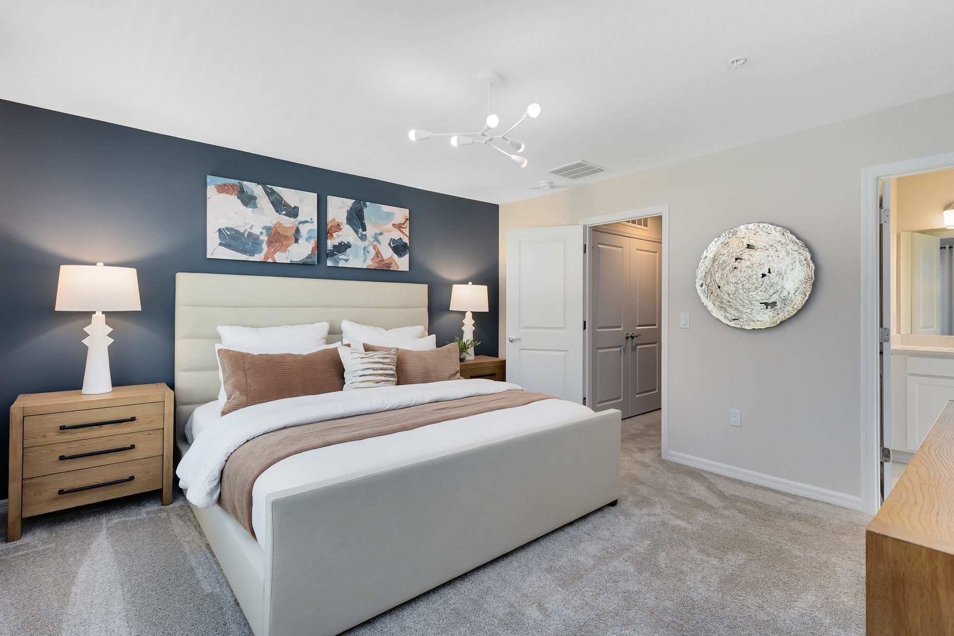 Emerald Pointe photo 2