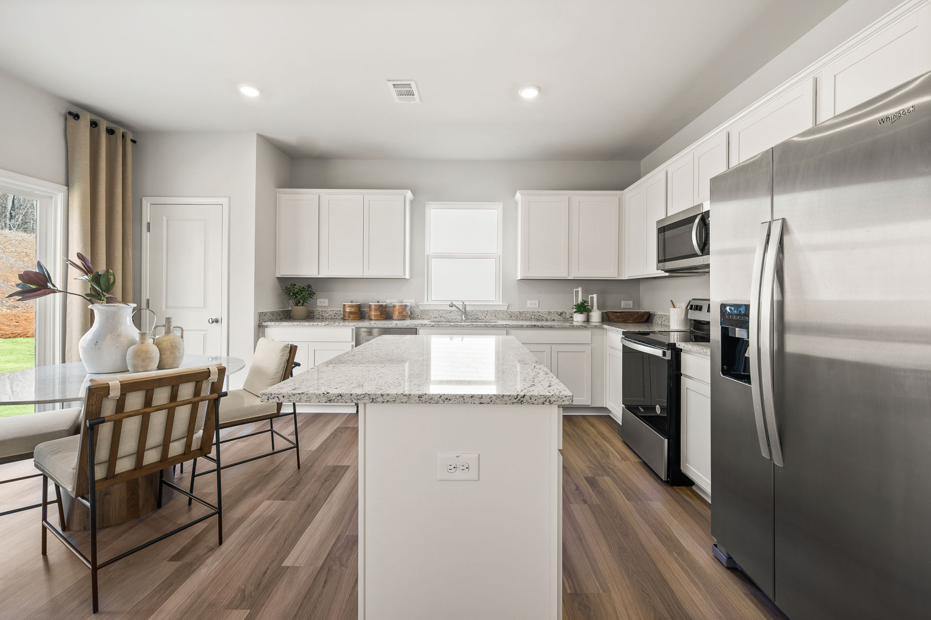 Avery Ridge photo 3