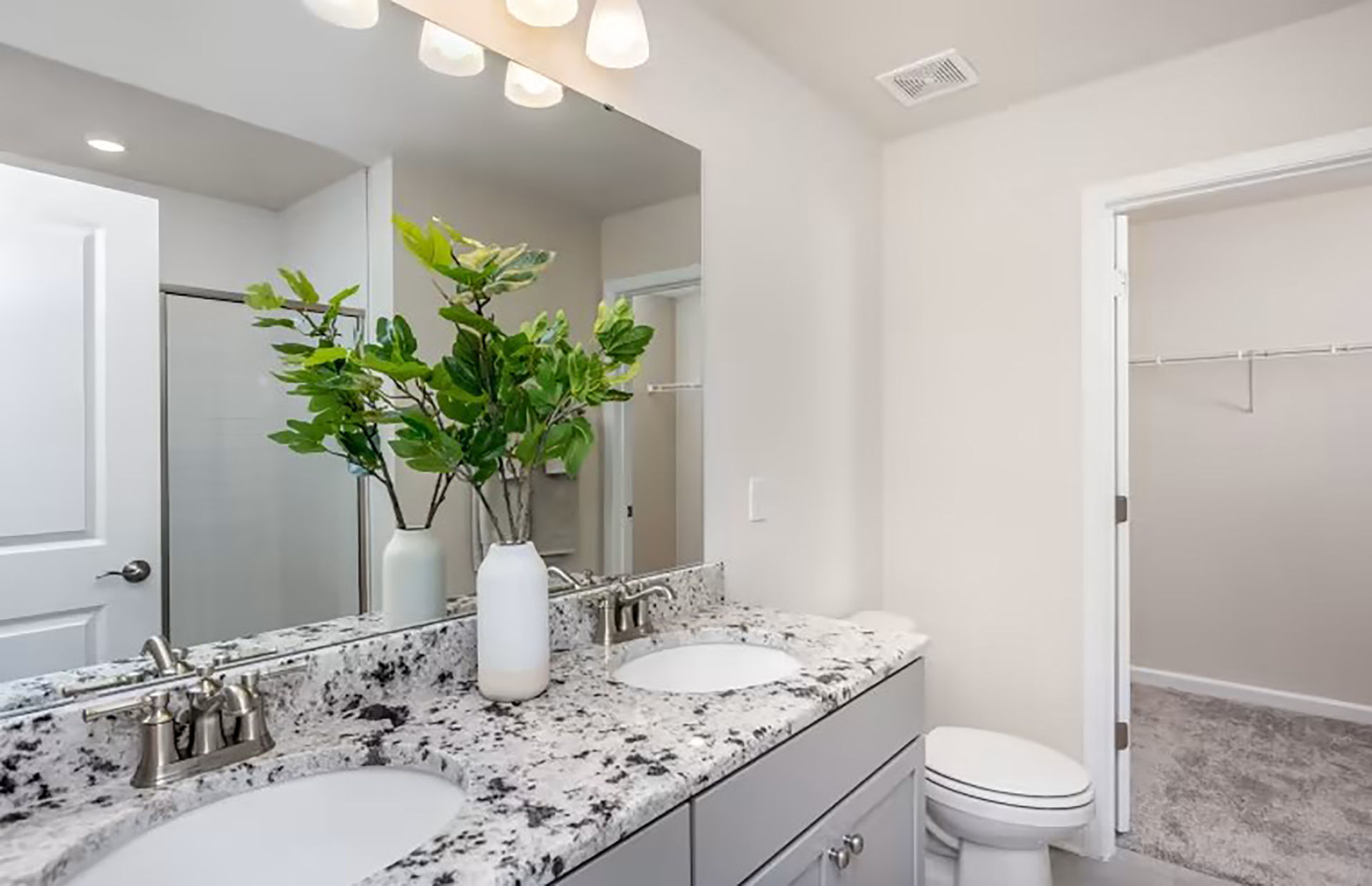 Bradford Pointe photo 3