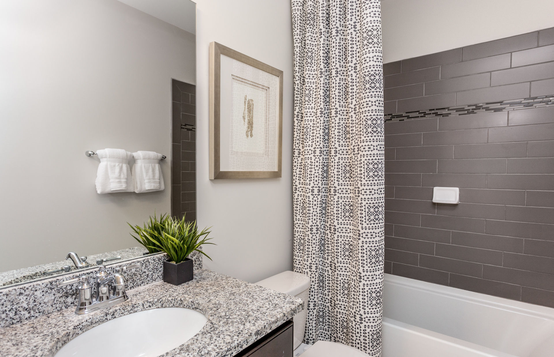 Bradford Pointe photo 3
